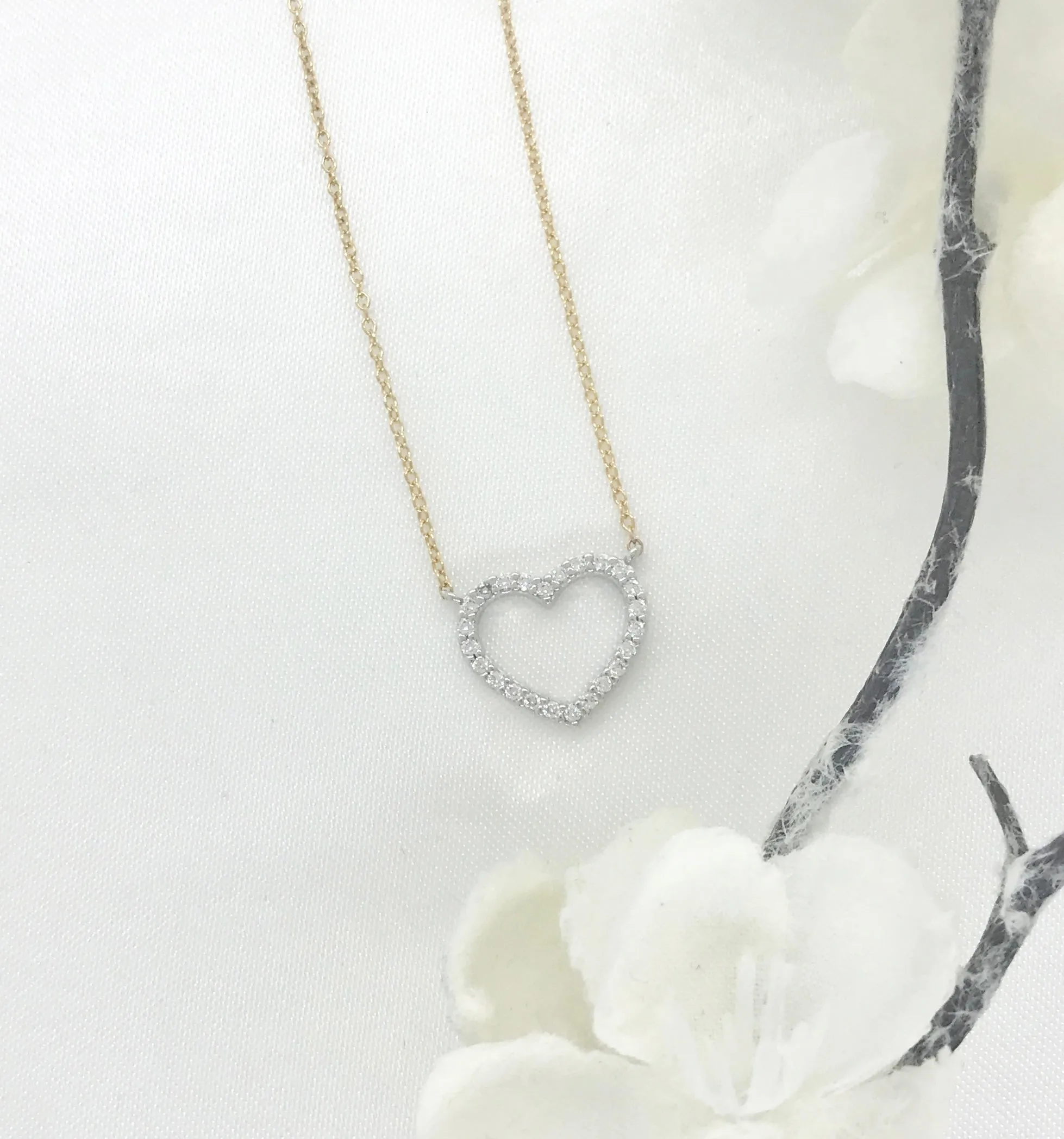 10k Gold CZ Heart Necklace