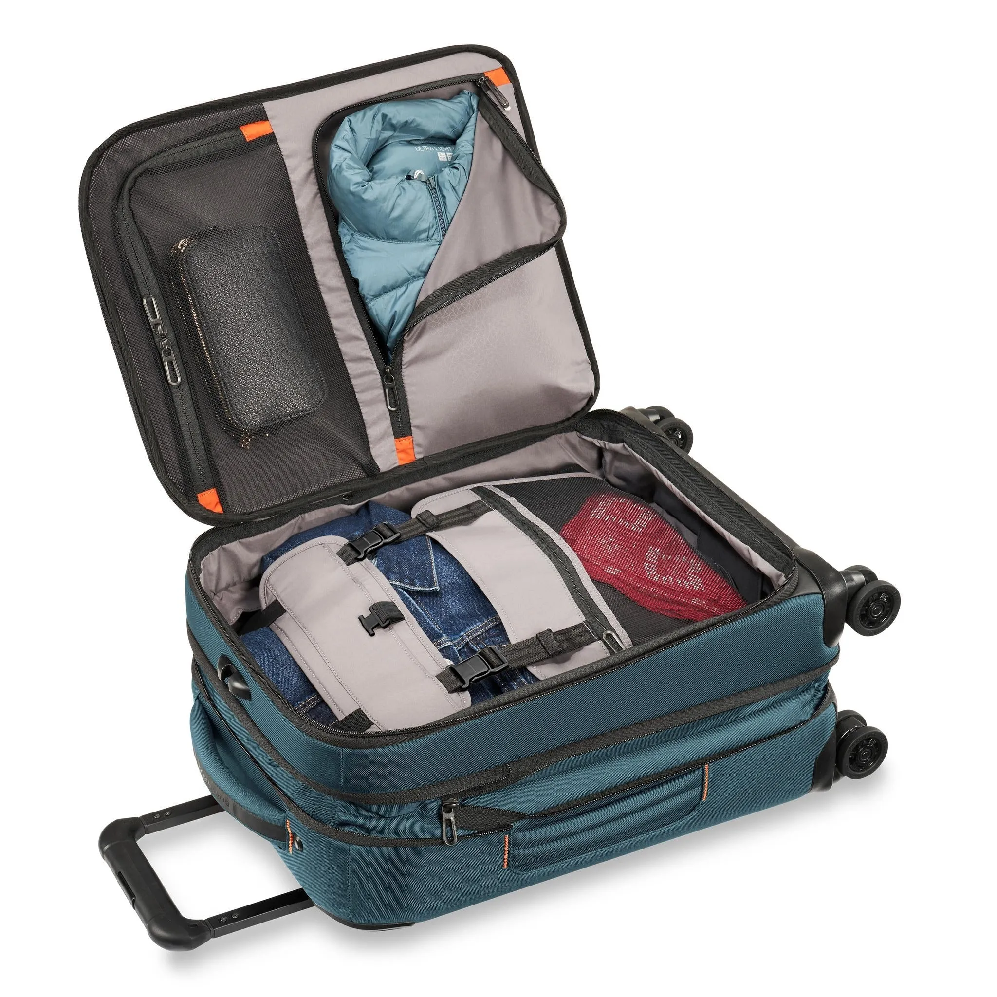 Briggs & Riley ZDX 21" International Carry-on Expandable Spinner