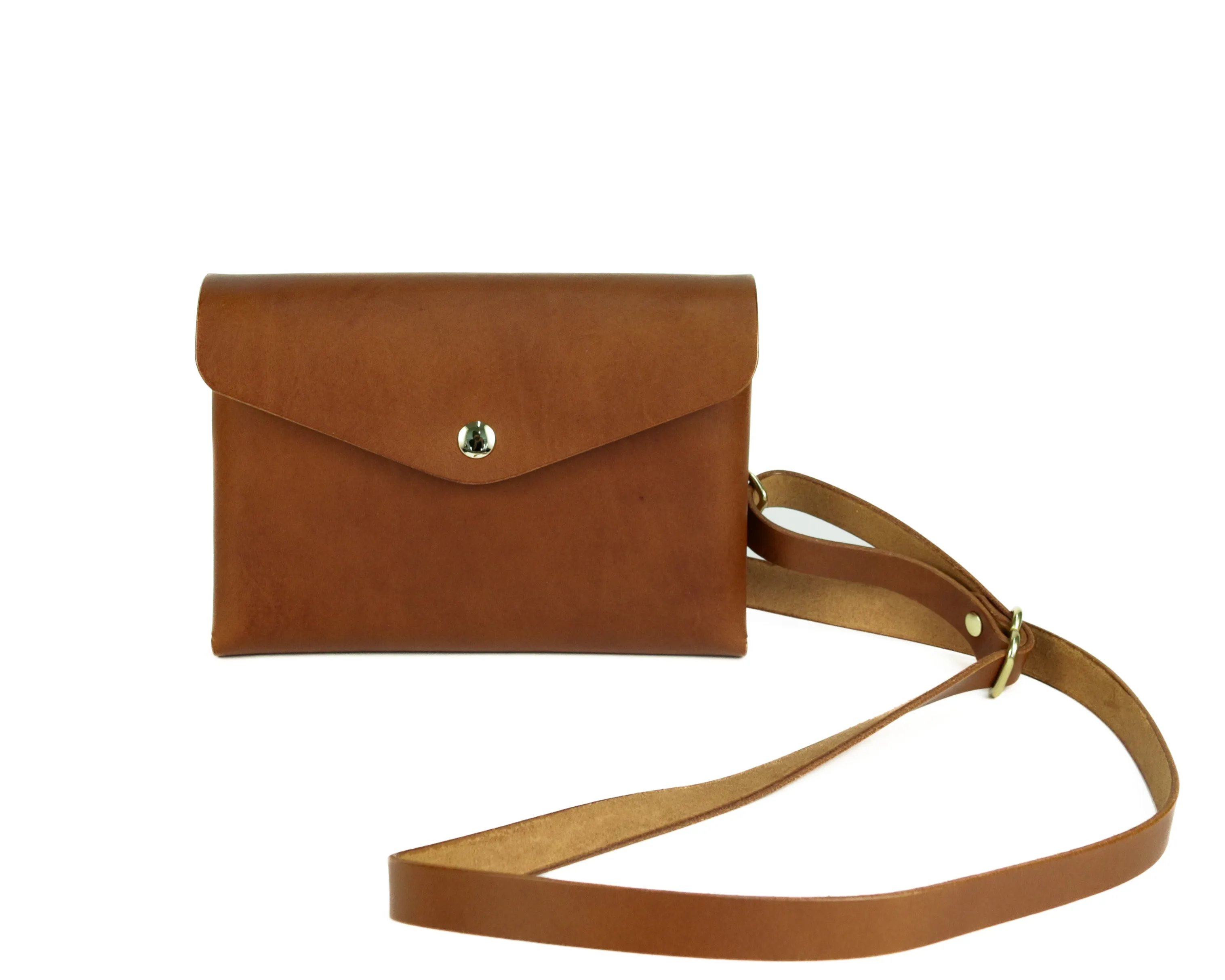 Redington Crossbody: Tan