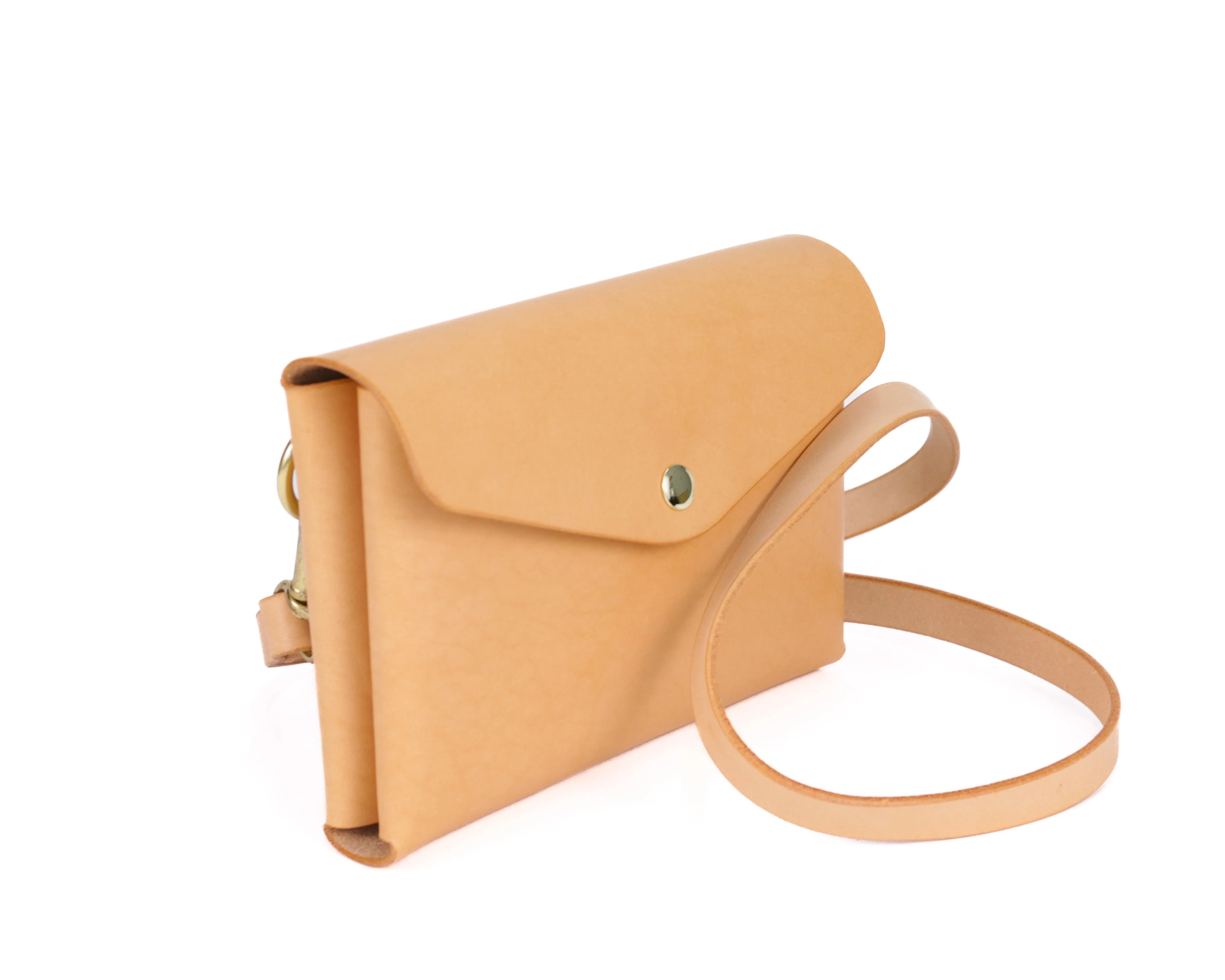 Redington Crossbody: Tan